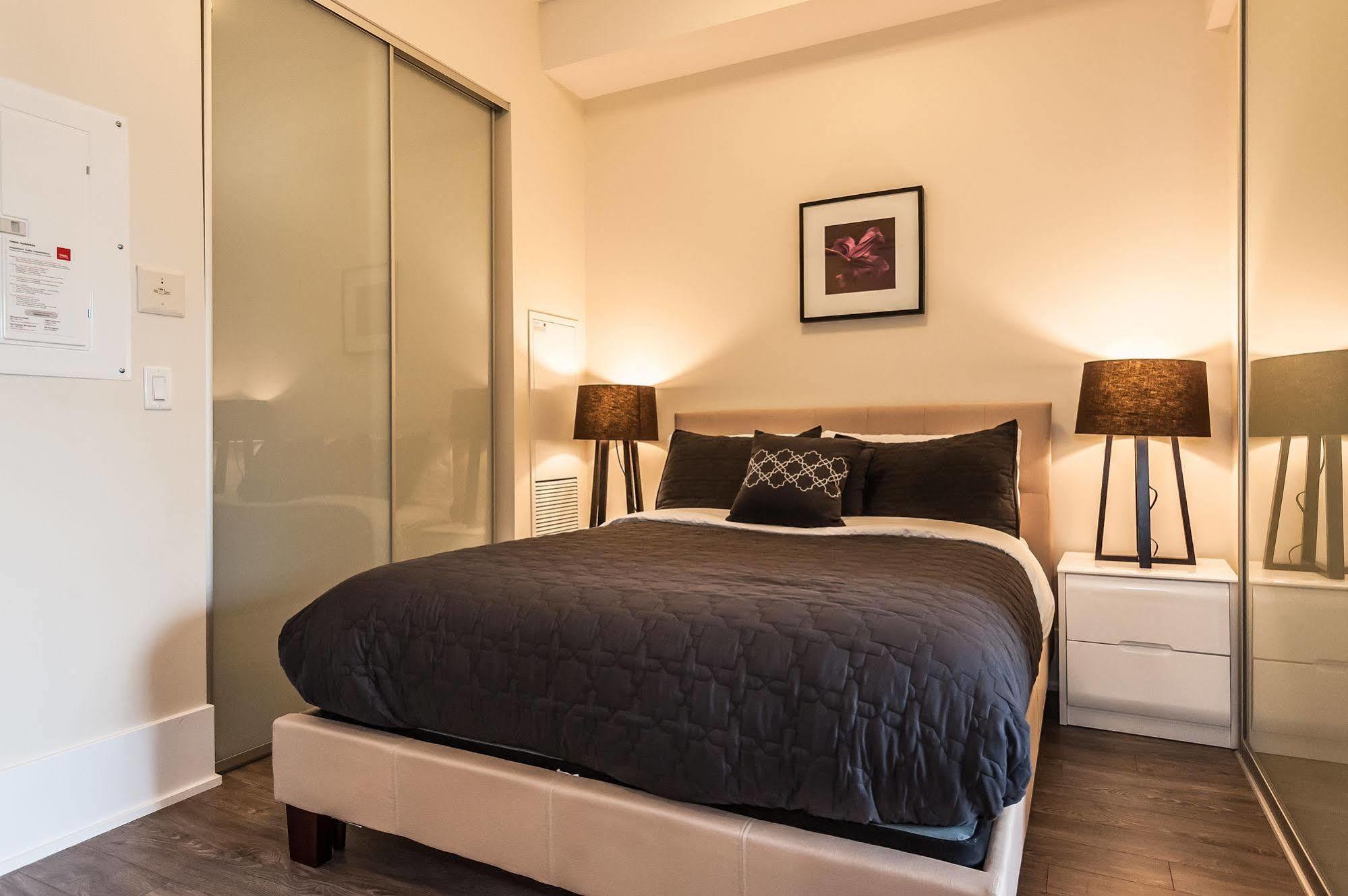 Life Suites Loft - Cn Tower Toronto Ngoại thất bức ảnh
